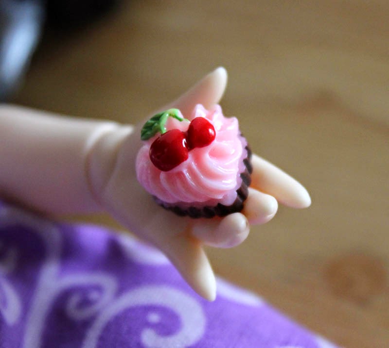 Decoden sweets as BJD props