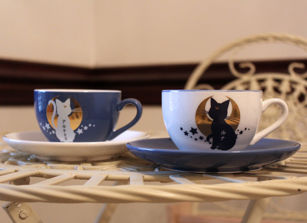 Teacup tour: Luna and Artemis
